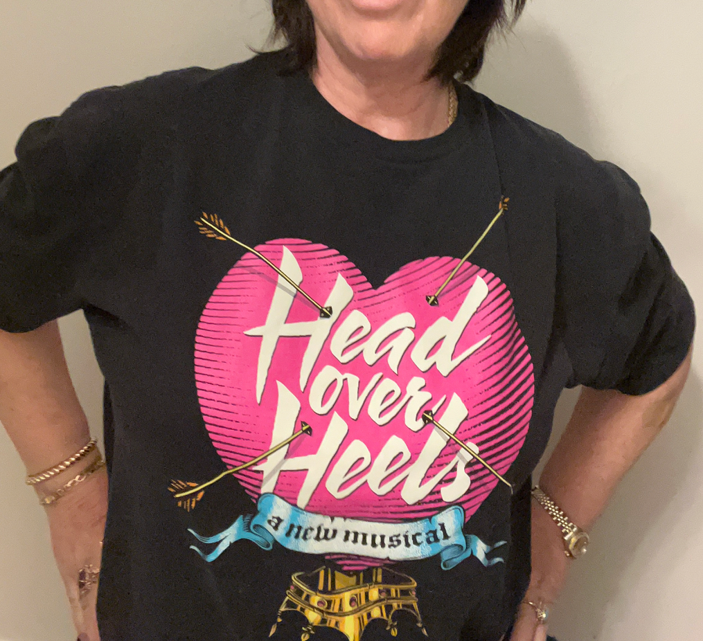 Head Over Heels Official Broadway Musical T Shirt / Size XL