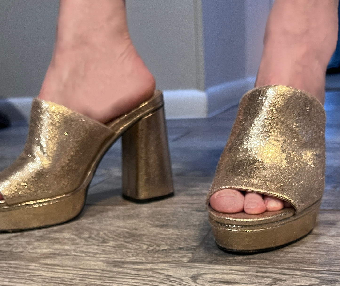 Gold Platforms, size 38