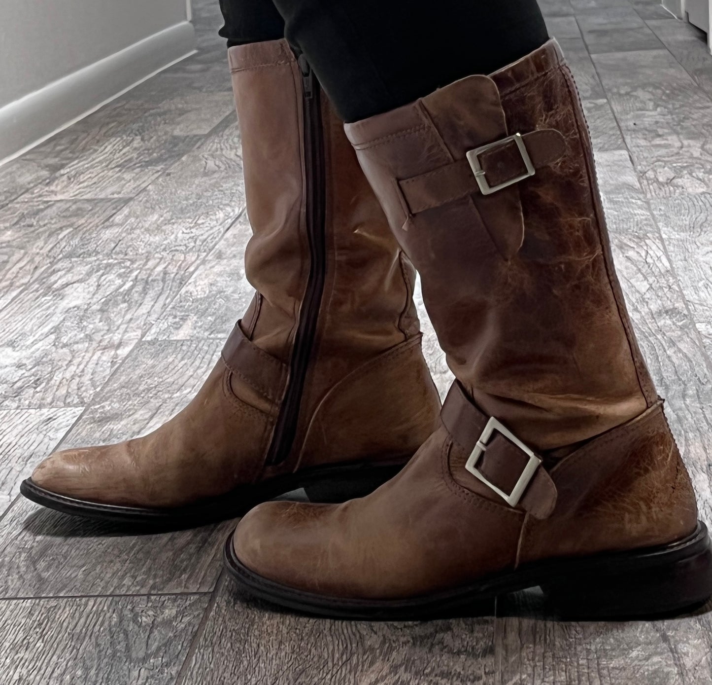 Vintage Brown Leather Biker Style Boots ~ Buckles & Straps / Size 7.5