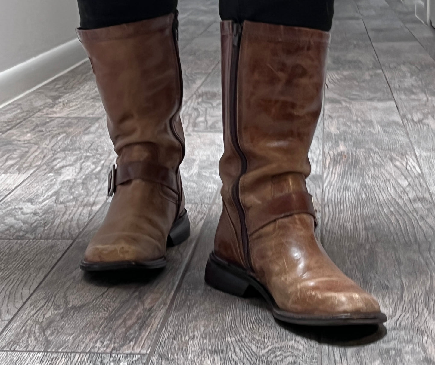 Vintage Brown Leather Biker Style Boots ~ Buckles & Straps / Size 7.5