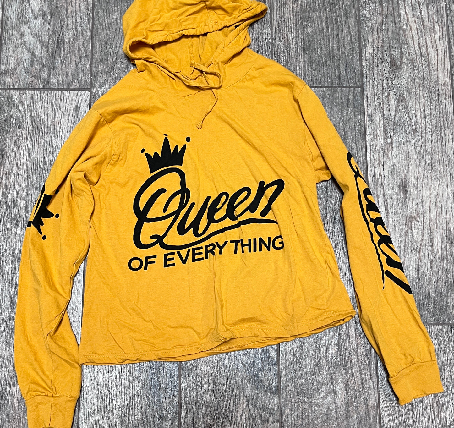 Yellow Gold Long Sleeve Queen of Everything Hoodie T-Shirt / Size L